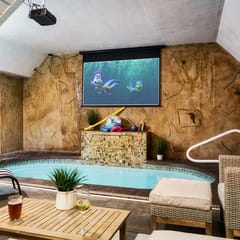 Pelelo's Pool Retreat