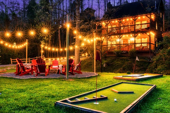 Cozy Creek Cabin